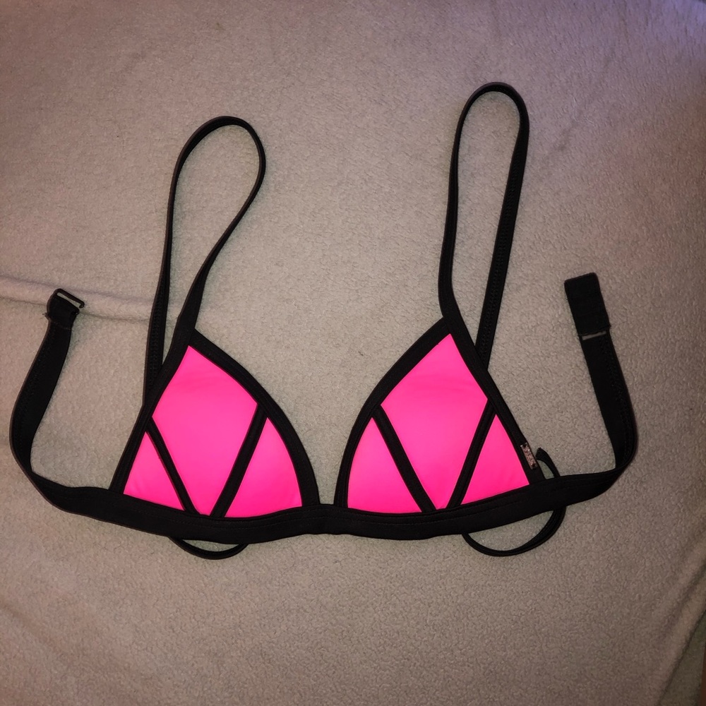 💅🏼 Pink Swim Top 💅🏼